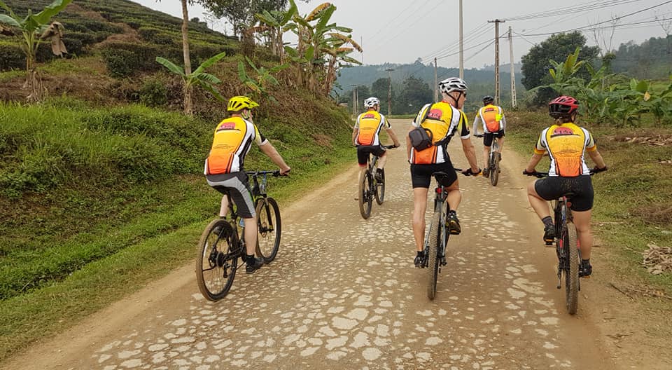 The Best Myanmar Cycling Experience Tours – 16 Days